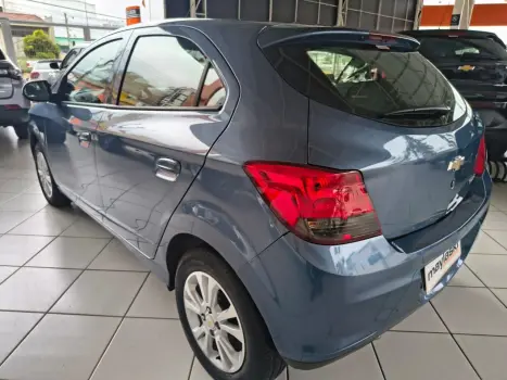 CHEVROLET Onix Hatch 1.0 4P FLEX LT LOLLAPALOOZA, Foto 7