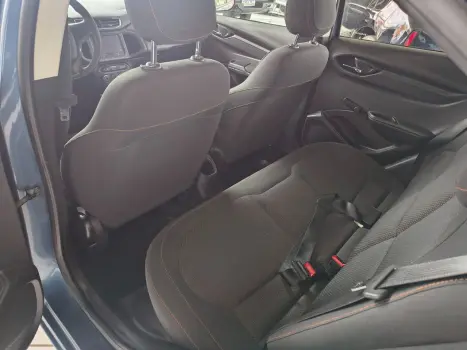 CHEVROLET Onix Hatch 1.0 4P FLEX LT LOLLAPALOOZA, Foto 15