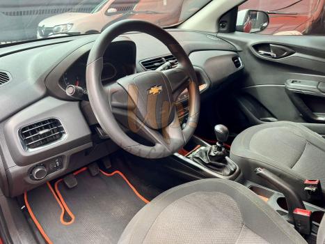 CHEVROLET Onix Hatch 1.0 4P FLEX LT LOLLAPALOOZA, Foto 13