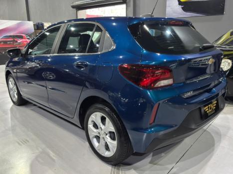 CHEVROLET Onix Hatch 1.0 12V 4P FLEX TURBO AUTOM�TICO, Foto 3