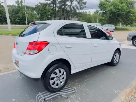 CHEVROLET Onix Hatch 1.0 12V 4P FLEX LT, Foto 6