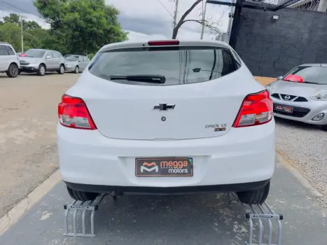 CHEVROLET Onix Hatch 1.0 12V 4P FLEX LT, Foto 7