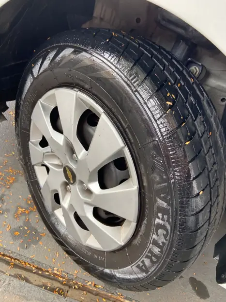 CHEVROLET Onix Hatch 1.0 4P FLEX LS, Foto 2