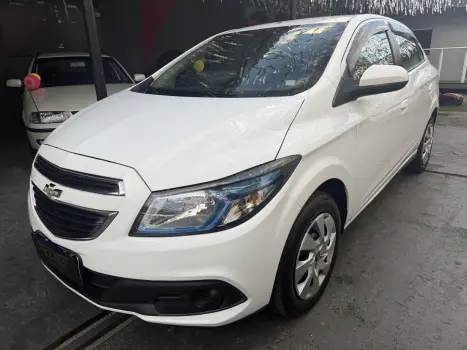 CHEVROLET Onix Hatch 1.4 4P FLEX LT, Foto 12