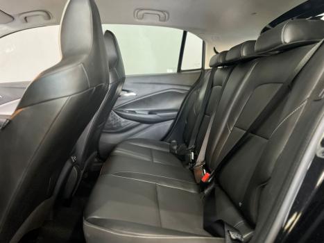 CHEVROLET Onix Hatch 1.0 12V 4P FLEX PREMIER TURBO AUTOM�TICO, Foto 9