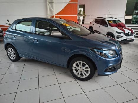 CHEVROLET Onix Hatch 1.0 4P FLEX LT LOLLAPALOOZA, Foto 4