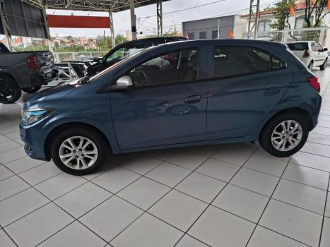 CHEVROLET Onix Hatch 1.0 4P FLEX LT LOLLAPALOOZA, Foto 8