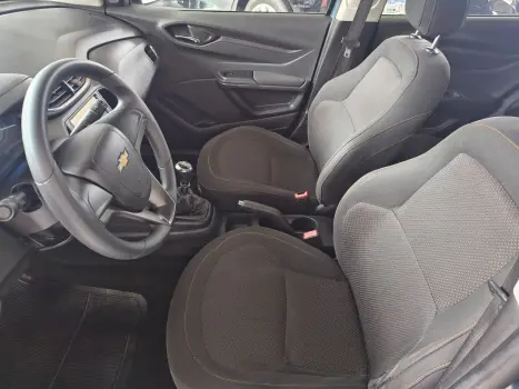 CHEVROLET Onix Hatch 1.0 4P FLEX LT LOLLAPALOOZA, Foto 16