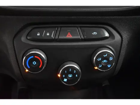 CHEVROLET Onix Hatch 1.4 4P FLEX LTZ AUTOM�TICO, Foto 10