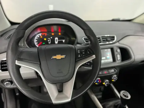 CHEVROLET Onix Hatch 1.4 4P FLEX LT, Foto 5