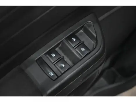 CHEVROLET Onix Hatch 1.4 4P FLEX LTZ AUTOM�TICO, Foto 11