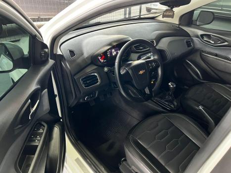 CHEVROLET Onix Hatch 1.4 4P FLEX LTZ, Foto 4