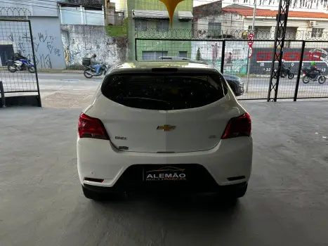 CHEVROLET Onix Hatch 1.4 4P FLEX LTZ, Foto 10