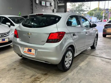 CHEVROLET Onix Hatch 1.0 4P FLEX JOY, Foto 2