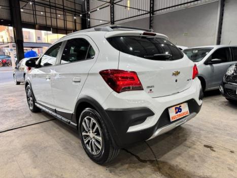 CHEVROLET Onix Hatch 1.4 4P FLEX ACTIV AUTOM�TICO, Foto 2