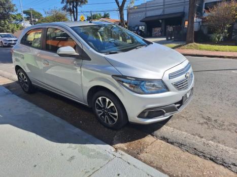 CHEVROLET Onix Hatch 1.4 4P FLEX LTZ, Foto 2