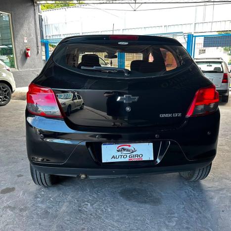 CHEVROLET Onix Hatch 1.4 4P FLEX LTZ AUTOM�TICO, Foto 4