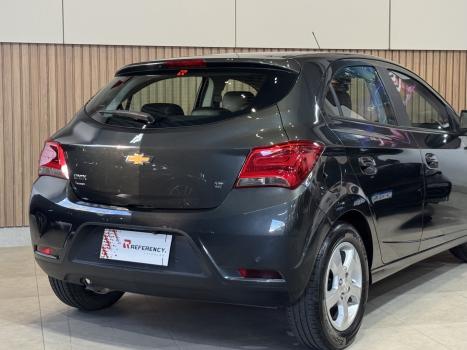 CHEVROLET Onix Hatch 1.4 4P FLEX LT, Foto 10