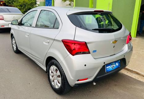 CHEVROLET Onix Hatch 1.0 4P FLEX LT, Foto 4