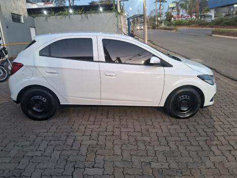 CHEVROLET Onix Hatch 1.4 4P FLEX LT, Foto 4