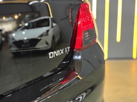 CHEVROLET Onix Hatch 1.4 4P FLEX LT, Foto 14
