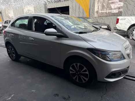 CHEVROLET Onix Hatch 1.4 4P FLEX LTZ, Foto 9
