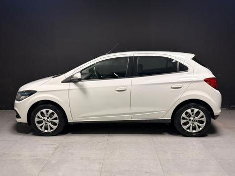 CHEVROLET Onix Hatch 1.4 4P FLEX LT, Foto 4