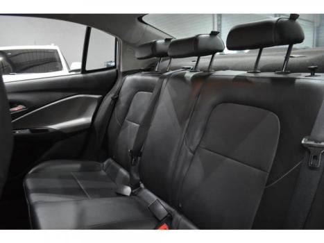 CHEVROLET Onix Sedan 1.0 12V 4P FLEX PREMIER PLUS TURBO AUTOMÁTICO, Foto 7 CHEVROLET Onix Sedan 1.0 12V 4P FLEX PREMIER PLUS TURBO AUTOMÁTICO, Foto 7