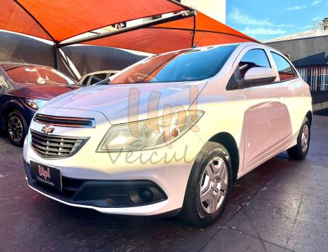 CHEVROLET Onix Sedan 1.0 4P FLEX LT, Foto 2