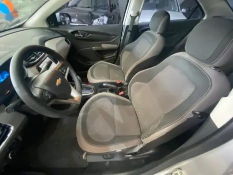 CHEVROLET Prisma 1.4 4P LT FLEX AUTOMÁTICO, Foto 8 CHEVROLET Prisma 1.4 4P LT FLEX AUTOMÁTICO, Foto 8
