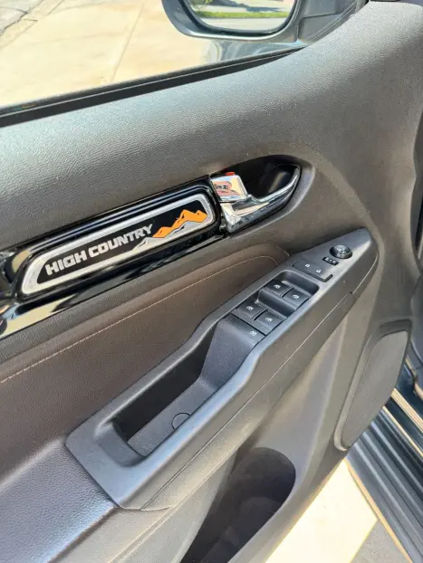 CHEVROLET S10 2.8 12V HIGH COUNTRY CABINE DUPLA 4X4 TURBO DIESEL AUTOM�TICO, Foto 14
