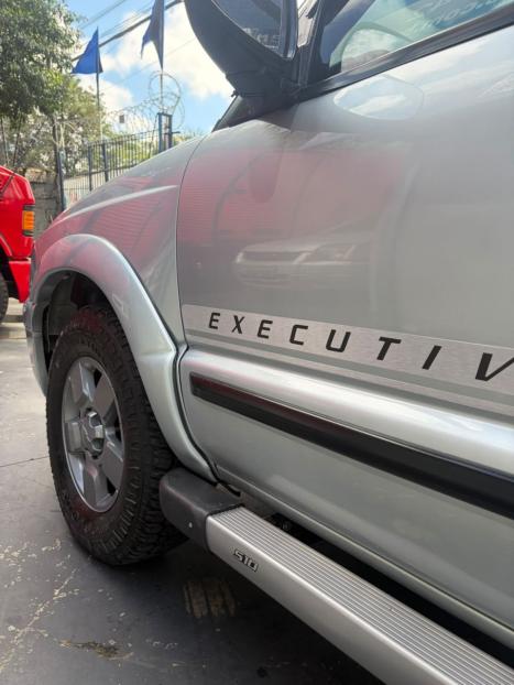 CHEVROLET S10 2.8 12V EXECUTIVE CABINE DUPLA  4X4 TURBO DIESEL, Foto 5