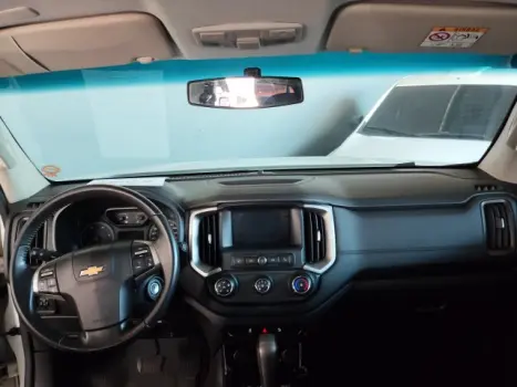 CHEVROLET S10 2.8 16V Z71 CABINE DUPLA 4X4 TURBO DIESEL AUTOM�TICO, Foto 13