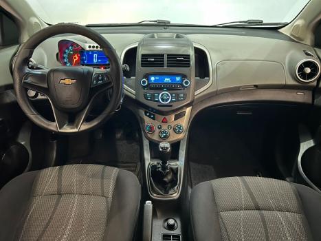 CHEVROLET Sonic Hatch 1.6 16V 4P LT FLEX, Foto 8