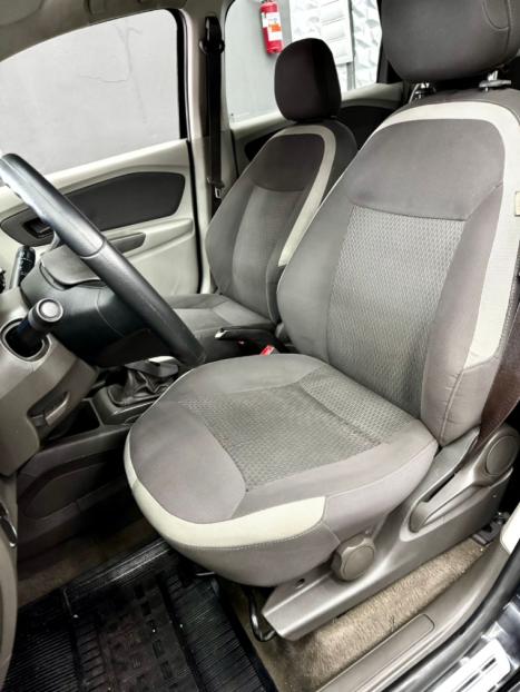 CHEVROLET Spin 1.8 4P FLEX LT, Foto 6