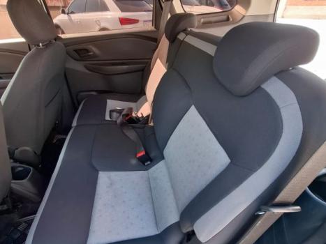CHEVROLET Spin 1.8 4P FLEX LT, Foto 4