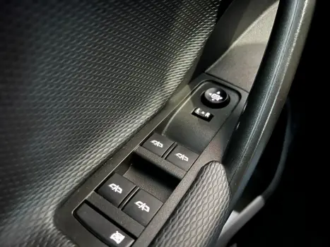 CHEVROLET Tracker 1.0 12V 4P FLEX TURBO LT AUTOM�TICO, Foto 8