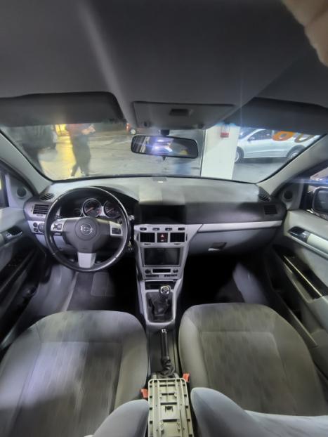 CHEVROLET Vectra Sedan 2.0 4P ELEGANCE, Foto 2