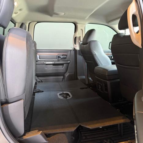 DODGE Ram 5.7 V8 32V 4P HEMI LARAMIE NIGHT EDITION 4X4 AUTOMTICO, Foto 8