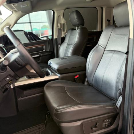 DODGE Ram 5.7 V8 32V 4P HEMI LARAMIE NIGHT EDITION 4X4 AUTOMTICO, Foto 10