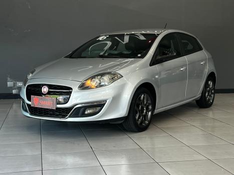 FIAT Bravo 1.8 16V 4P FLEX BLACKMOTION DUALOGIC AUTOMATIZADO, Foto 1