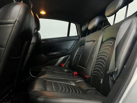 FIAT Bravo 1.8 16V 4P FLEX BLACKMOTION DUALOGIC AUTOMATIZADO, Foto 10