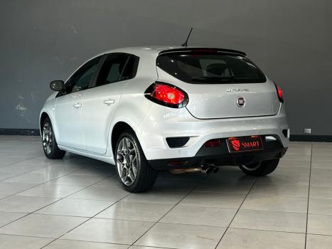 FIAT Bravo 1.8 16V 4P FLEX BLACKMOTION DUALOGIC AUTOMATIZADO, Foto 13