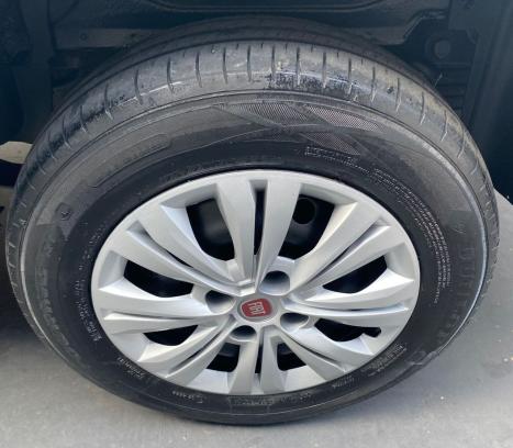 FIAT Doblo 1.8 16V 4P FLEX ESSENCE 7 LUGARES, Foto 2 FIAT Doblo 1.8 16V 4P FLEX ESSENCE 7 LUGARES, Foto 2