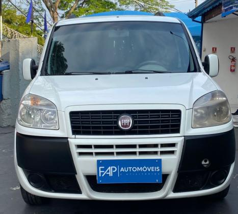FIAT Doblo 1.8 16V 4P FLEX ESSENCE 7 LUGARES, Foto 13 FIAT Doblo 1.8 16V 4P FLEX ESSENCE 7 LUGARES, Foto 13