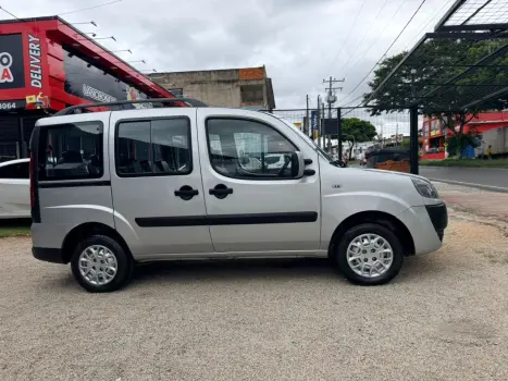 FIAT Doblo 1.8 16V 4P FLEX ESSENCE 7 LUGARES, Foto 6