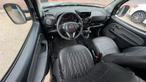 FIAT Doblo 1.8 16V 4P FLEX ESSENCE 7 LUGARES, Foto 9