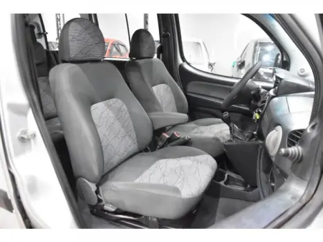 FIAT Doblo 1.8 16V 4P FLEX ESSENCE 7 LUGARES, Foto 9
