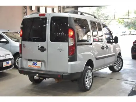 FIAT Doblo 1.8 16V 4P FLEX ESSENCE 7 LUGARES, Foto 2