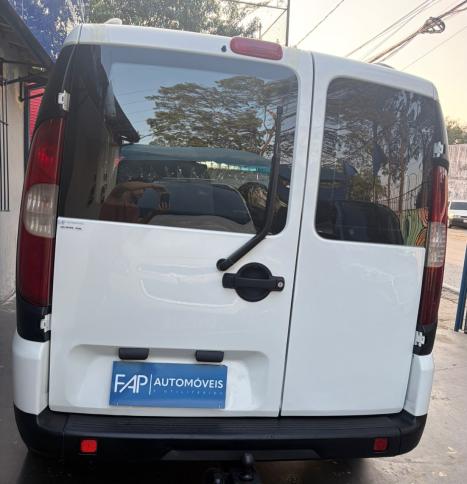 FIAT Doblo 1.8 16V 4P FLEX ESSENCE 7 LUGARES, Foto 6